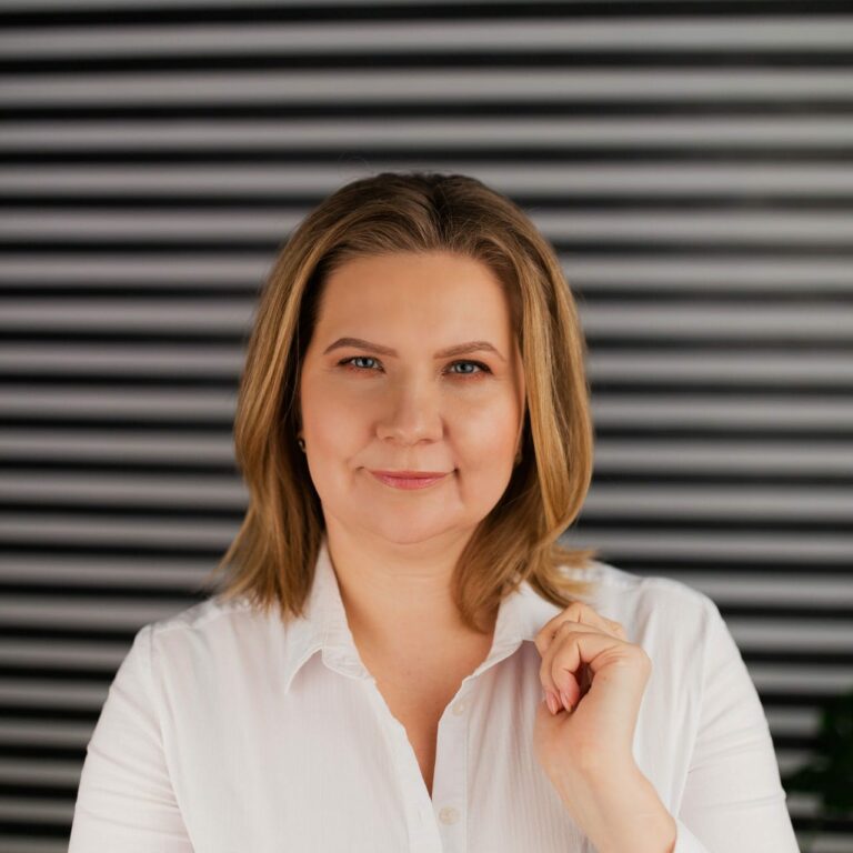Вебінари на теми розвитку життєстійкості, антикризового маркетингу і пошуку каналів збуту: 13-14 грудня 2022