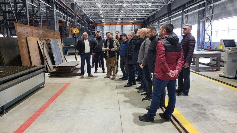 Учасники Кластеру ІАМ познайомились з виробництвом «НВО ЗВАР МЕТ КОНСТРУКЦІЯ» – члена Запорізької ТПП
