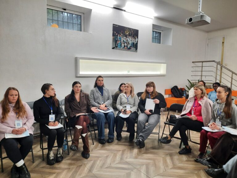 Жінки, які створюють майбутнє: перші історії учасниць “Академії нових можливостей” у Запоріжжі